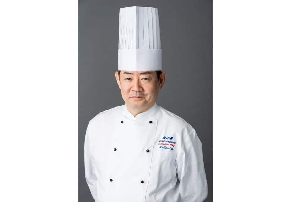 Photo of Mr. Shimizu Makoto, Executive Chef, ANA CATERING SERVICE CO.,LTD.