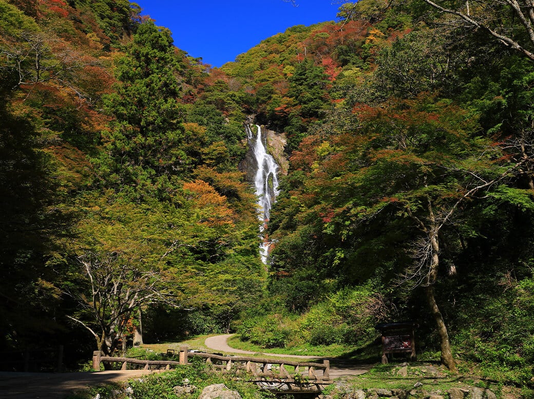 神庭の滝（イメージ）