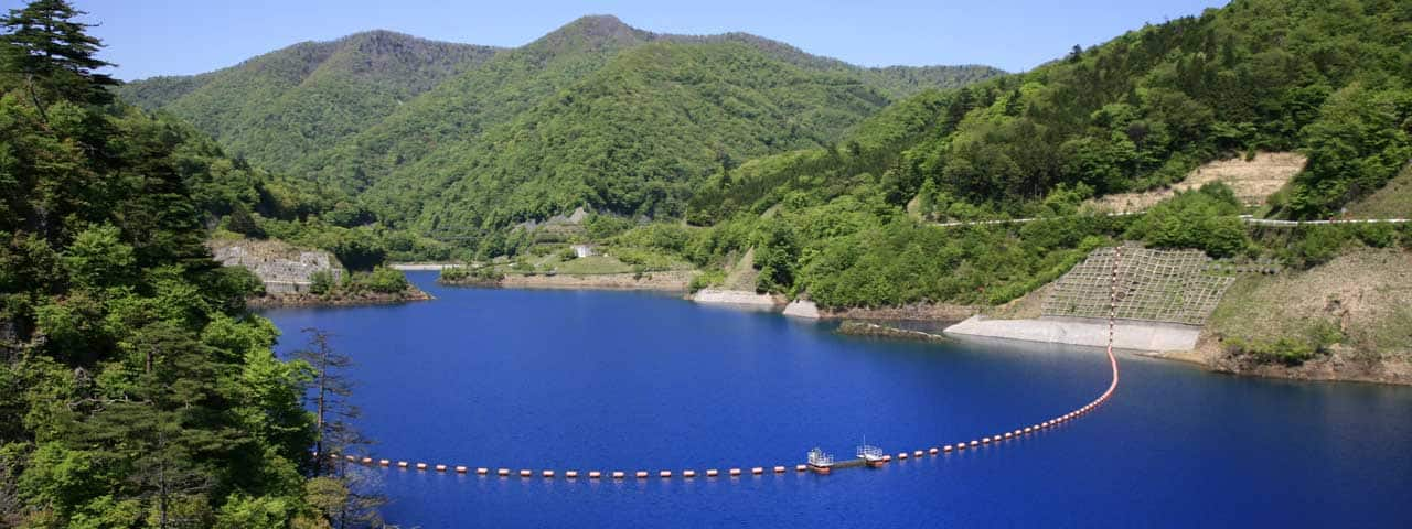 肌に優しい湯、豊かな自然とレトロな温泉街 群馬県四万温泉 - Japan Travel Planner - ANA