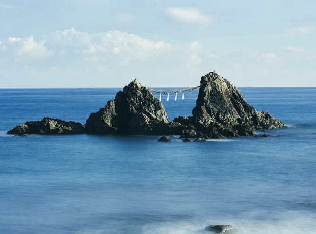 itoshima blue sea rocks