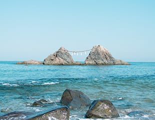 itoshima sea couple rocks