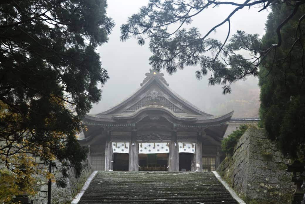 Oogamiyama Shrine