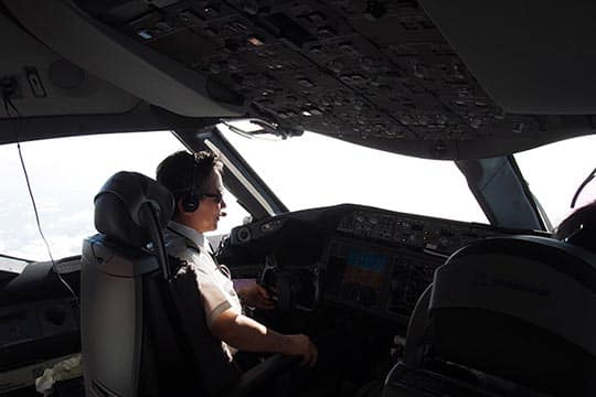 お客様はいらっしゃいませんが、通常通り緊張感を持って。